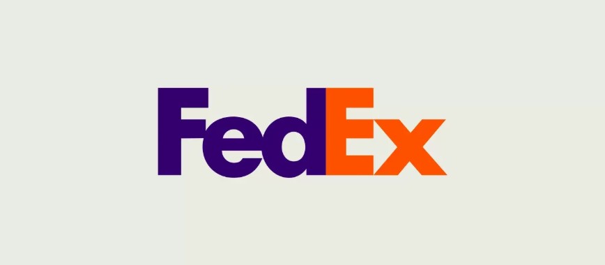 FedEx Logo – A hidden arrow in the negative space between “E” and “X” signifies precision and rapid delivery.